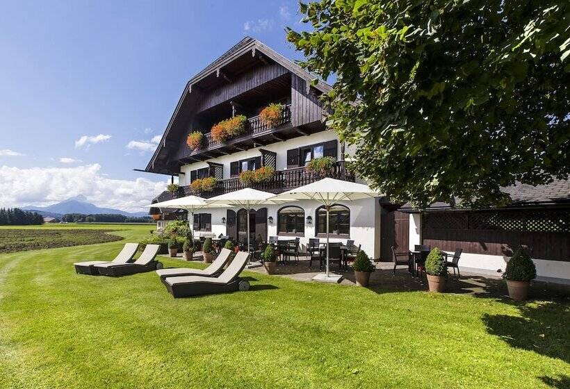 فندق Friesachers Aniferhof