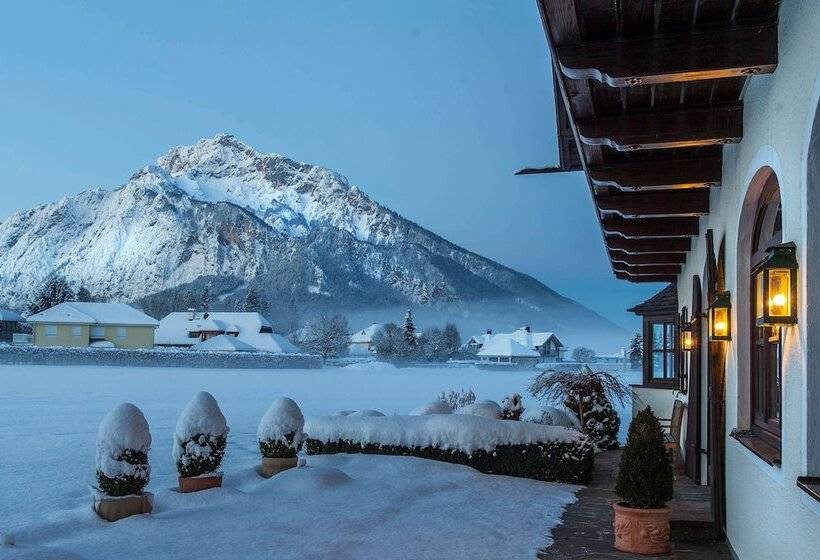 فندق Friesachers Aniferhof