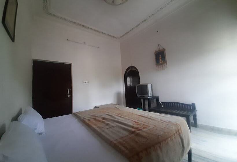 هتل Green Park Resort