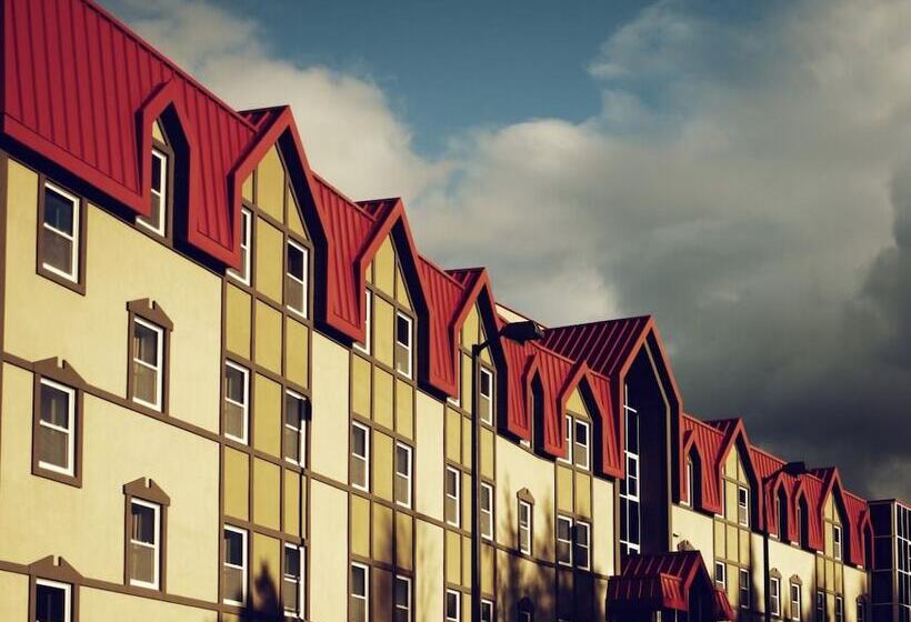 ホテル Backpacker College At Memorial University   Grenfell Campus