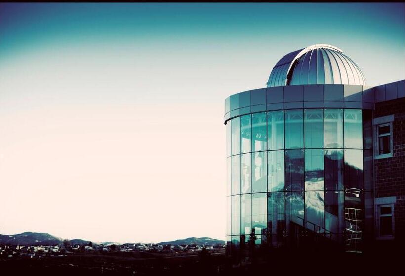 ホテル Backpacker College At Memorial University   Grenfell Campus