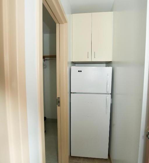 ホテル Backpacker College At Memorial University   Grenfell Campus