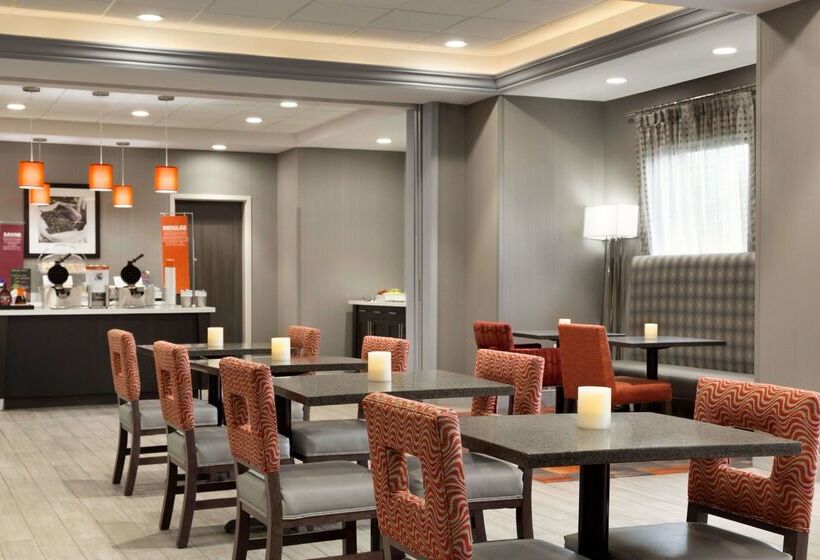 호텔 Hampton Inn North Olmsted Cleveland Airport