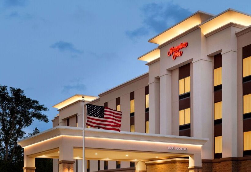 هتل Hampton Inn North Olmsted Cleveland Airport