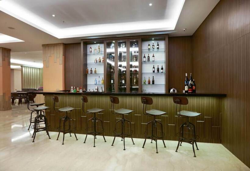 酒店 Harper Perintis By Aston