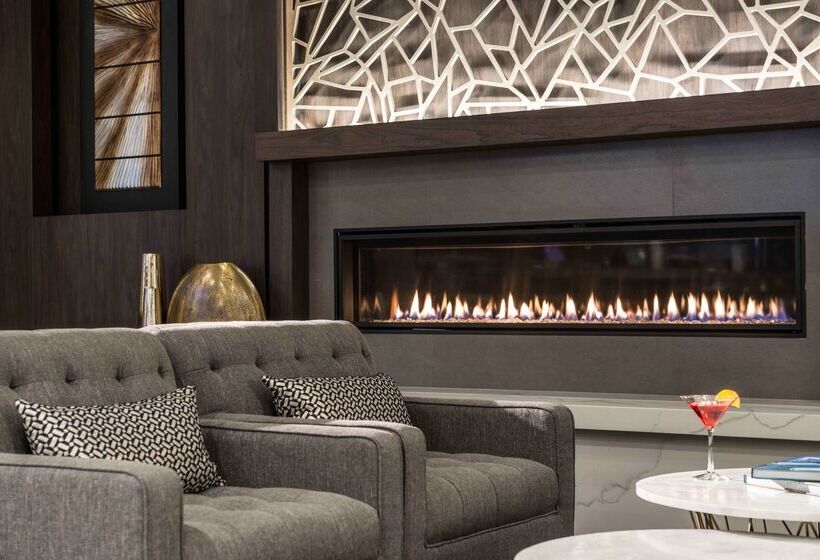 בית מלון כפרי Hilton Garden Inn Foxborough Patriot Place