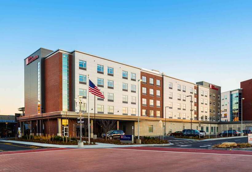 فندق Hilton Garden Inn Foxborough Patriot Place