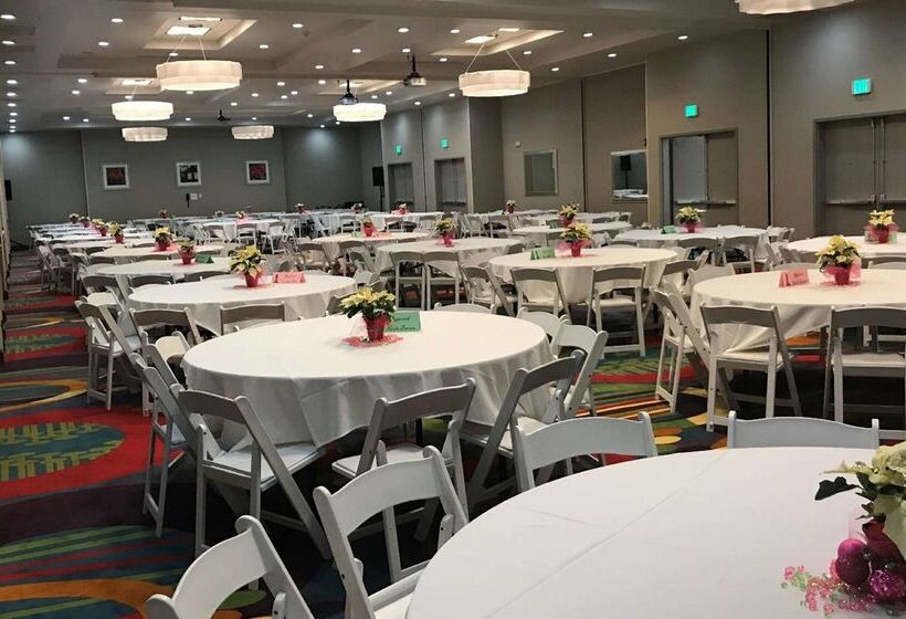 هتل Hilton Garden Inn Jacksonville