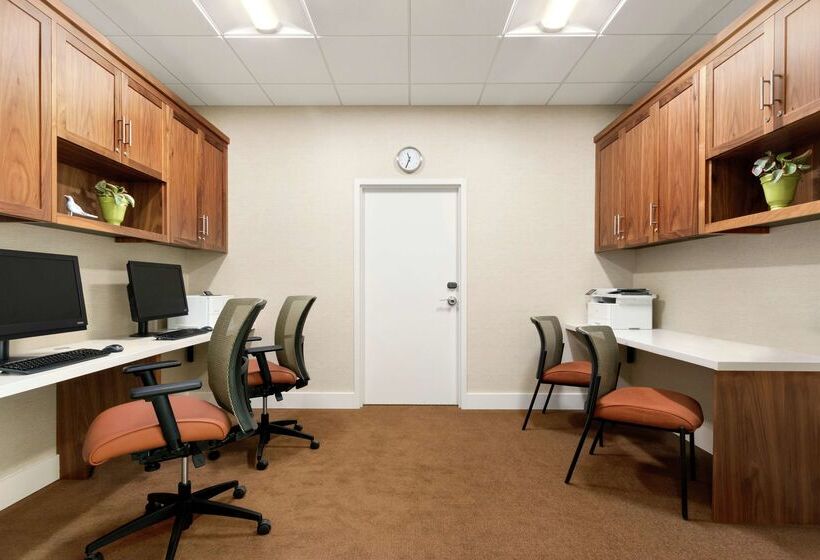 Отель Hilton Garden Inn Medford, Or