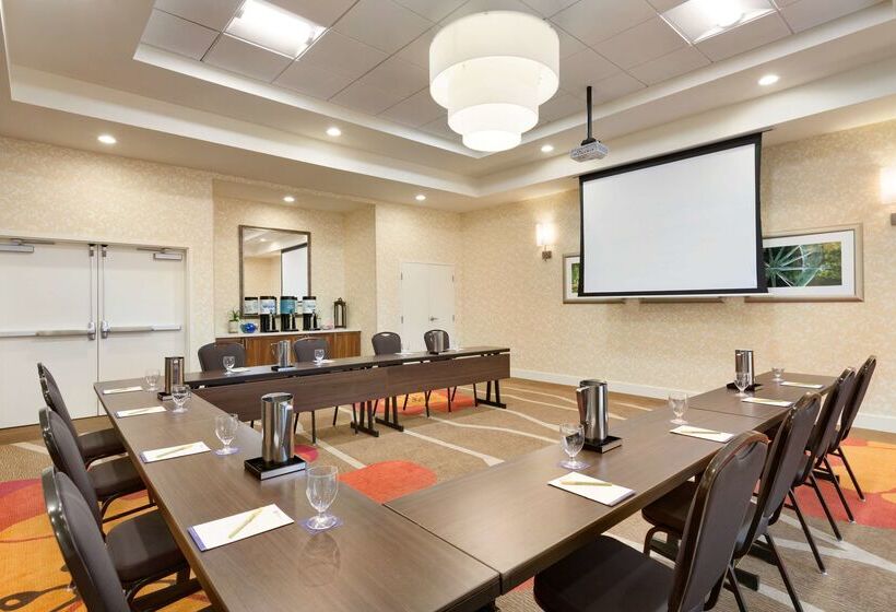 Отель Hilton Garden Inn Medford, Or