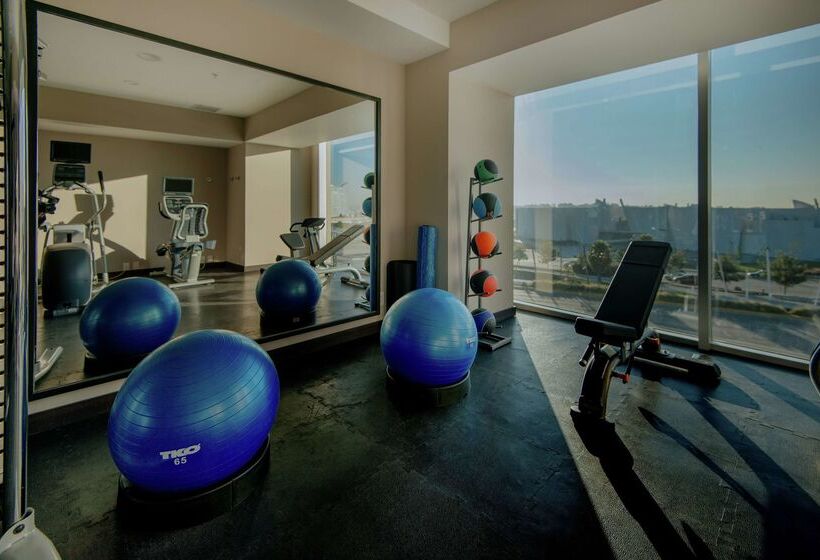 ホテル Hilton Garden Inn Puebla Angelópolis, Mexico