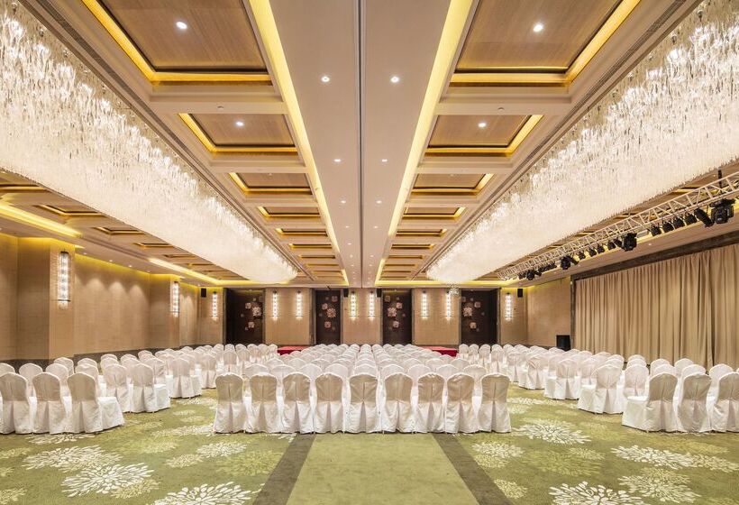 בית מלון כפרי Hilton Sanqingshan Resort