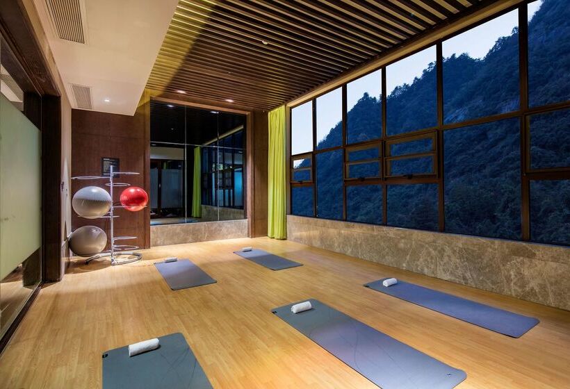 בית מלון כפרי Hilton Sanqingshan Resort