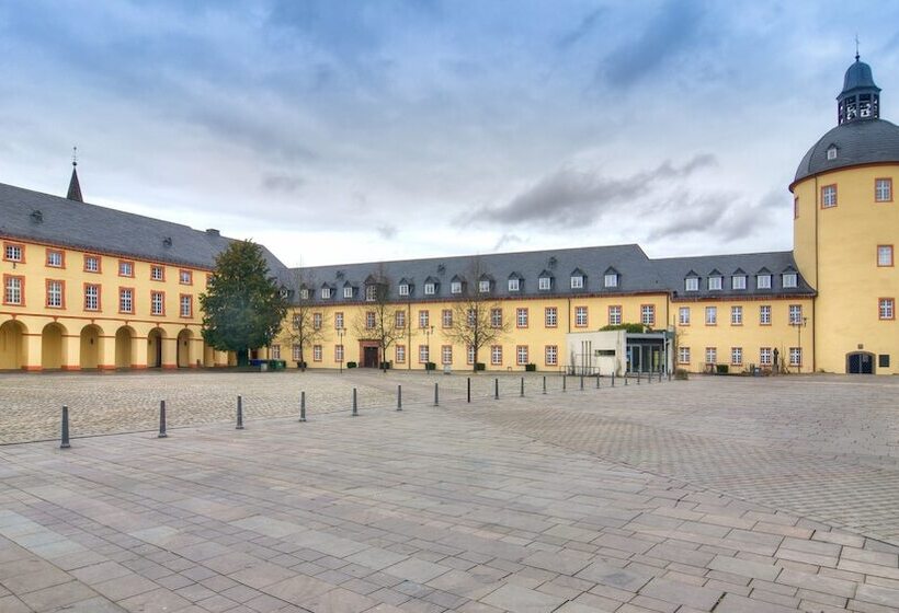 هتل Holiday Inn Express   Siegen, An Ihg