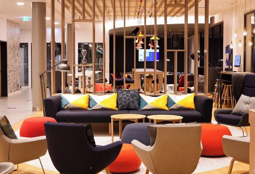 هتل Holiday Inn Express   Siegen, An Ihg