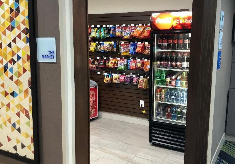 هتل Holiday Inn Express Pineville Alexandria Area By Ihg