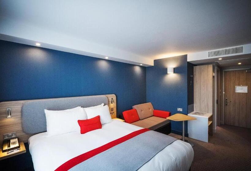 Отель Holiday Inn Express Stockport, An Ihg