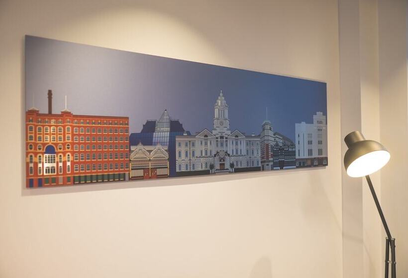 Отель Holiday Inn Express Stockport, An Ihg