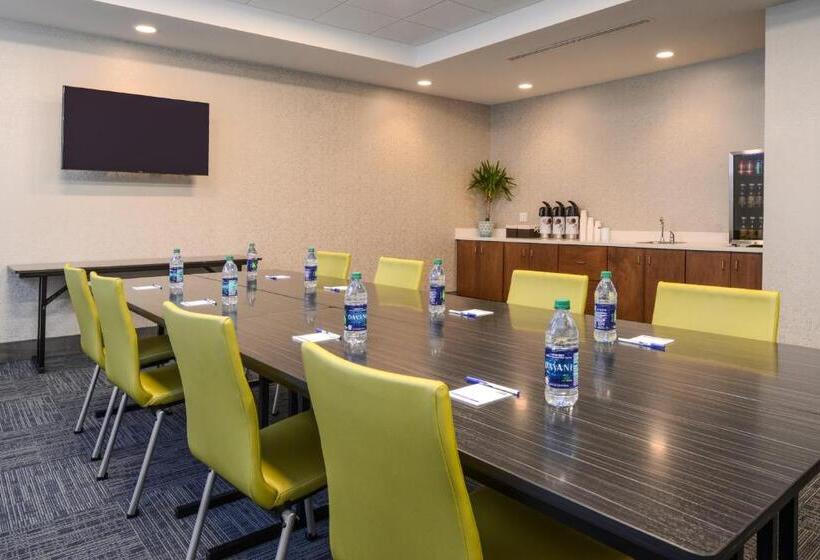 호텔 Holiday Inn Express & Suites St. Petersburg Madeira Beach, An Ihg