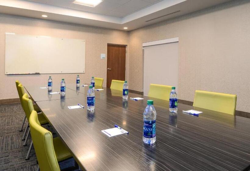 호텔 Holiday Inn Express & Suites St. Petersburg Madeira Beach, An Ihg