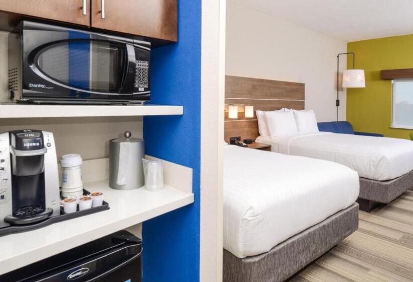 فندق Holiday Inn Express & Suites   St. Petersburg   Madeira Beach, An Ihg