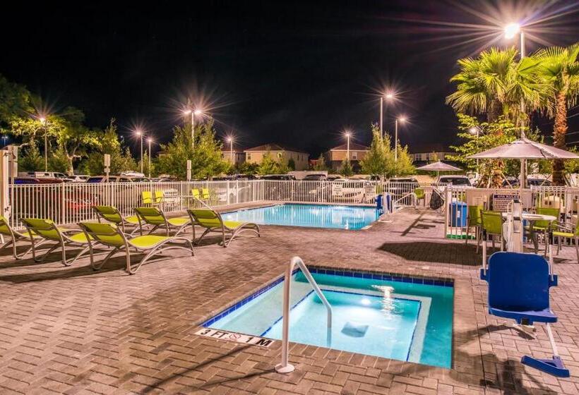 호텔 Holiday Inn Express & Suites St. Petersburg Madeira Beach, An Ihg