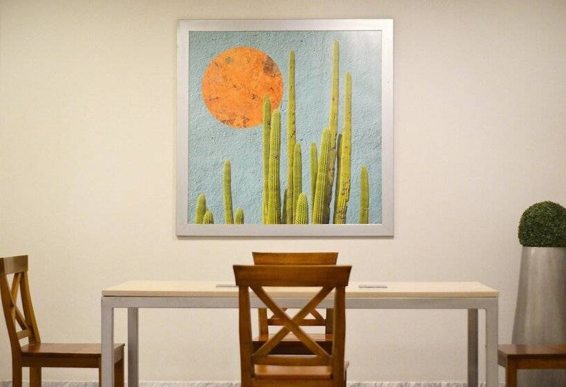 فندق Holiday Inn Express & Suites   Ciudad Obregon, An Ihg