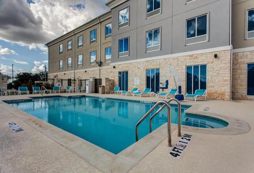 ホテル Holiday Inn Express & Suites Gatesville   N. Ft Hood, An Ihg