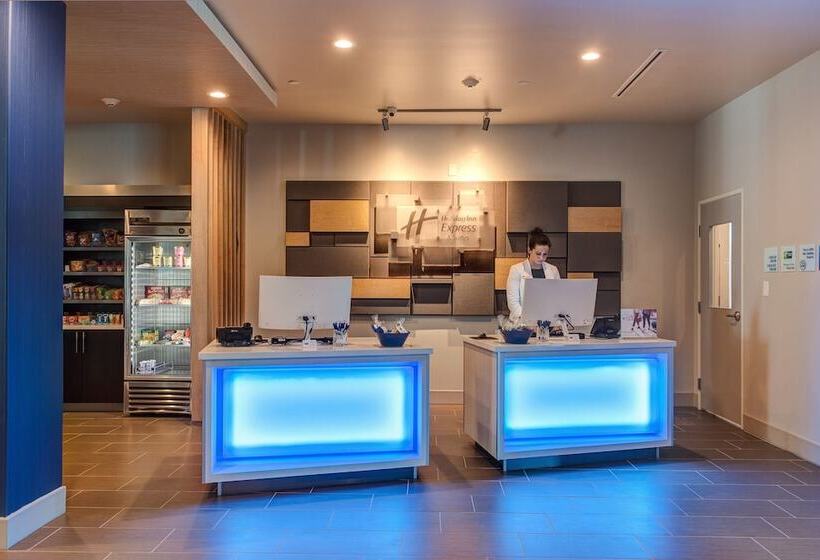 ホテル Holiday Inn Express & Suites Gatesville   N. Ft Hood, An Ihg