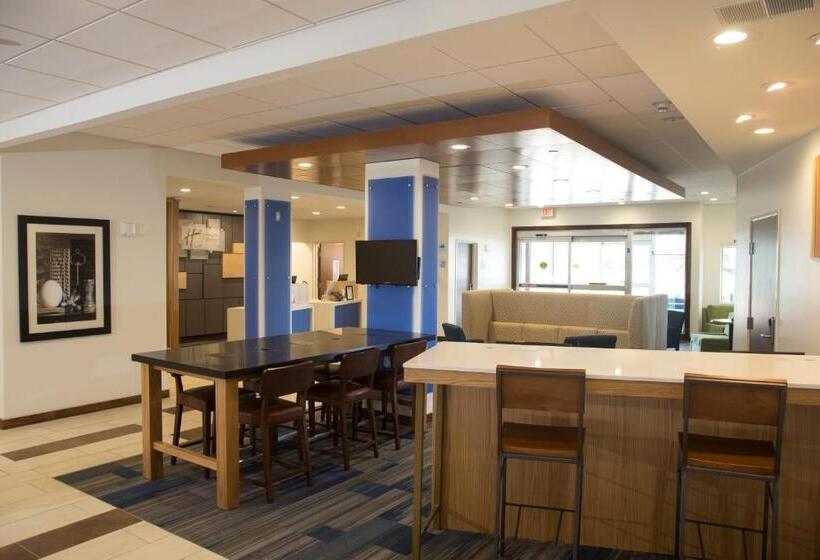 فندق Holiday Inn Express & Suites La Porte, An Ihg