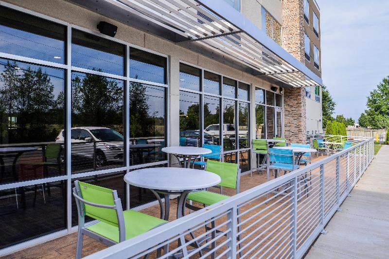 فندق Holiday Inn Express & Suites   Siloam Springs, An Ihg