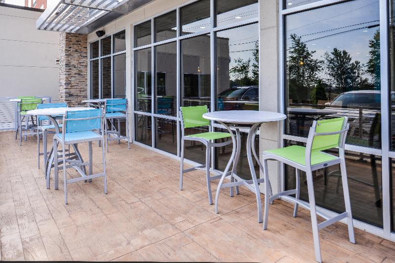 فندق Holiday Inn Express & Suites   Siloam Springs, An Ihg