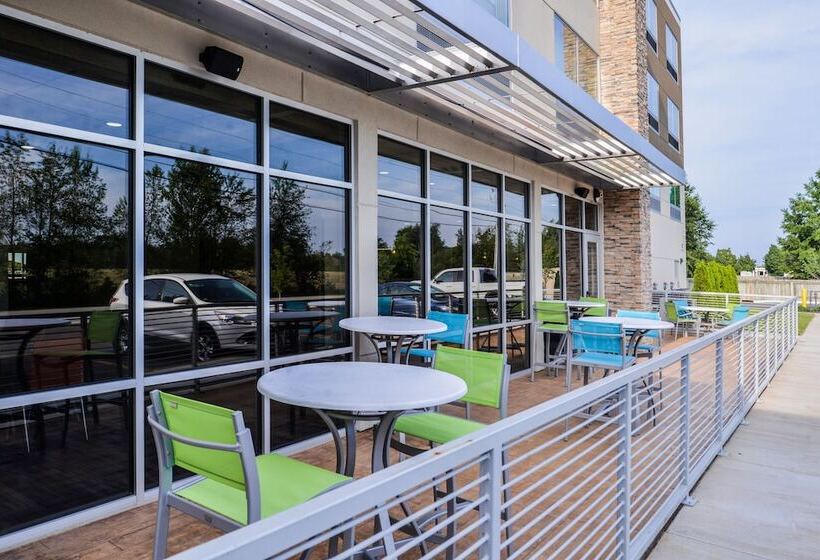 فندق Holiday Inn Express & Suites   Siloam Springs, An Ihg