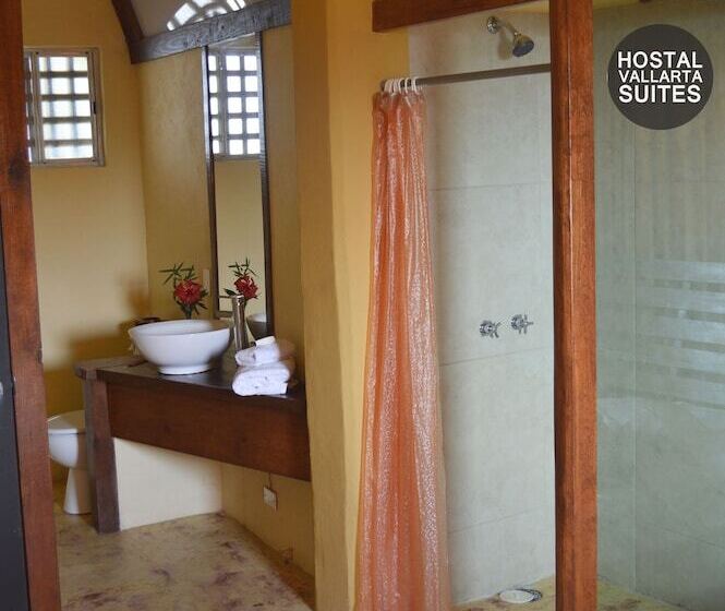 בית מלון כפרי Hostal Vallarta Suites