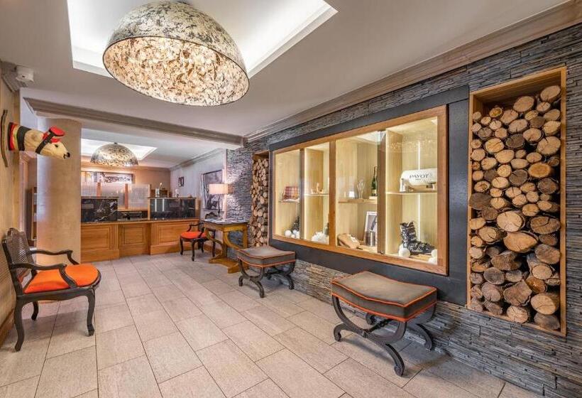 ホテル Hôtel L Hélios