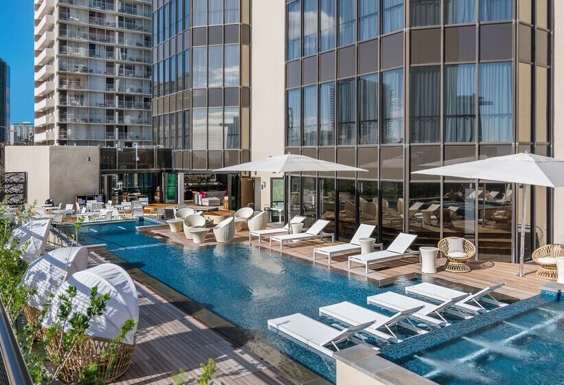 Отель Hyatt Centric Waikiki Beach