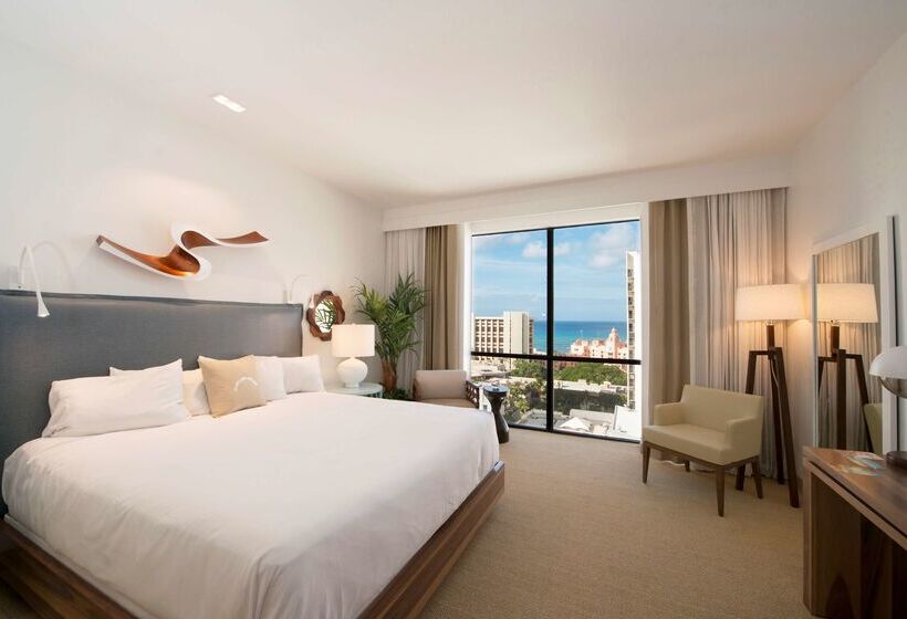 Отель Hyatt Centric Waikiki Beach