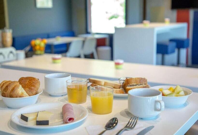 ホテル Ibis Budget Brignoles Provence