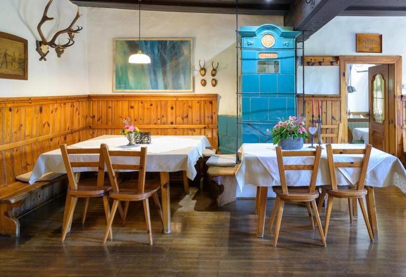 فندق Landgasthof Kirchenwirt