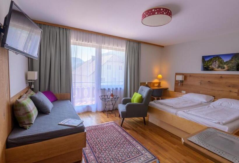 فندق Landgasthof Kirchenwirt