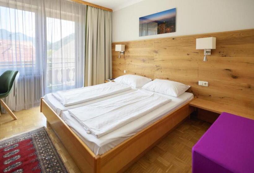 فندق Landgasthof Kirchenwirt