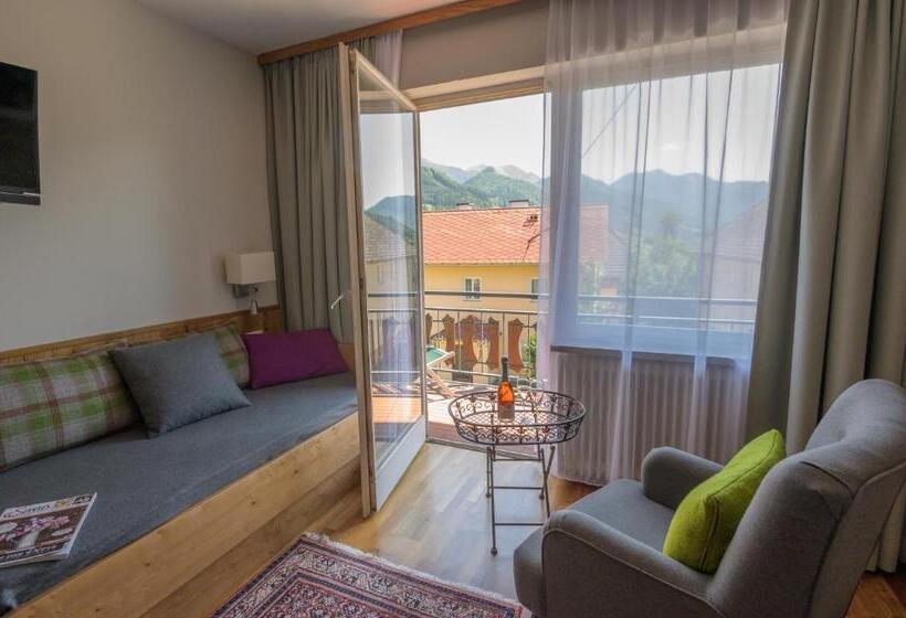 فندق Landgasthof Kirchenwirt