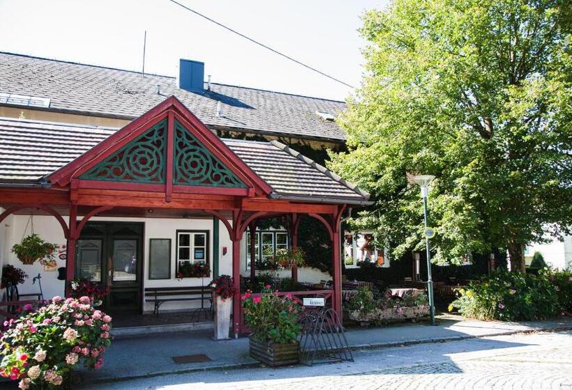 فندق Landgasthof Kirchenwirt