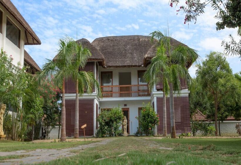 בית מלון כפרי Le Pondy