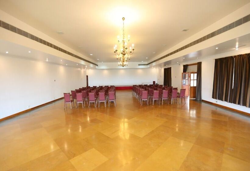 בית מלון כפרי Le Pondy