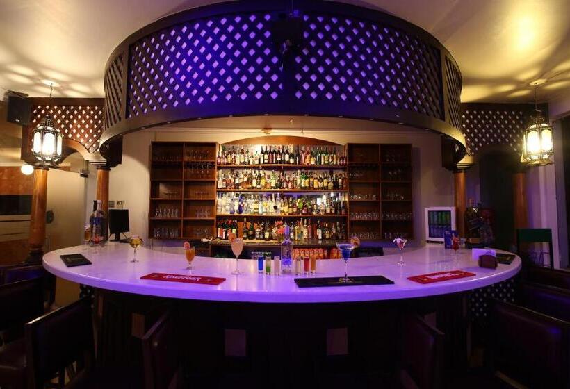 בית מלון כפרי Le Pondy