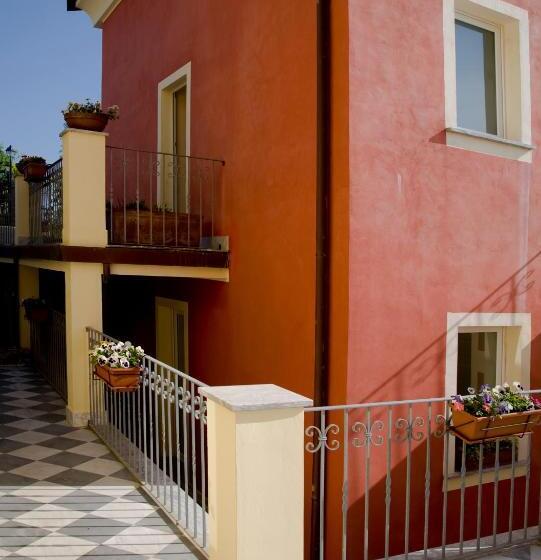 هتل Le Ville Relais