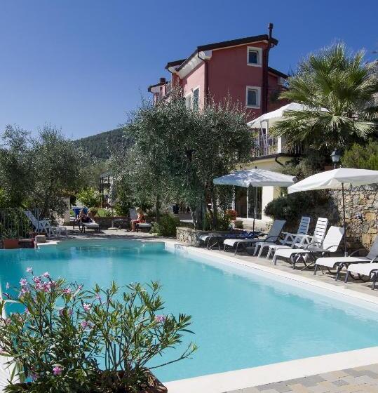 هتل Le Ville Relais