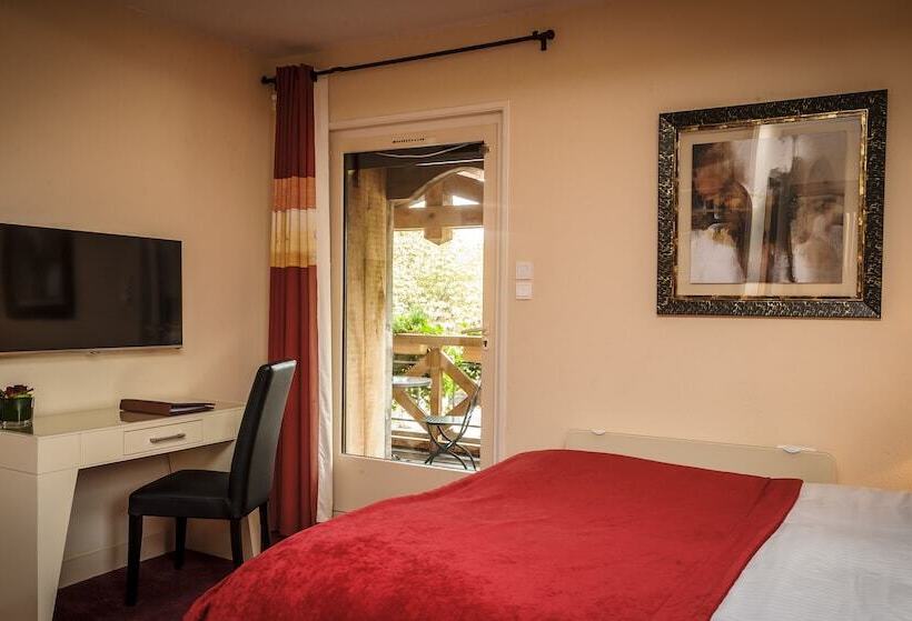 בית מלון כפרי Les Saules Parc & Spa   Teritoria