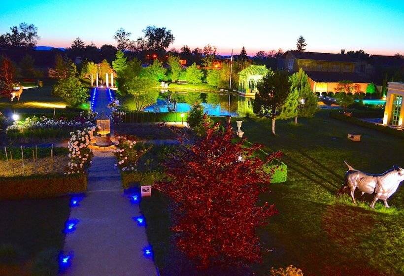 בית מלון כפרי Les Saules Parc & Spa   Teritoria